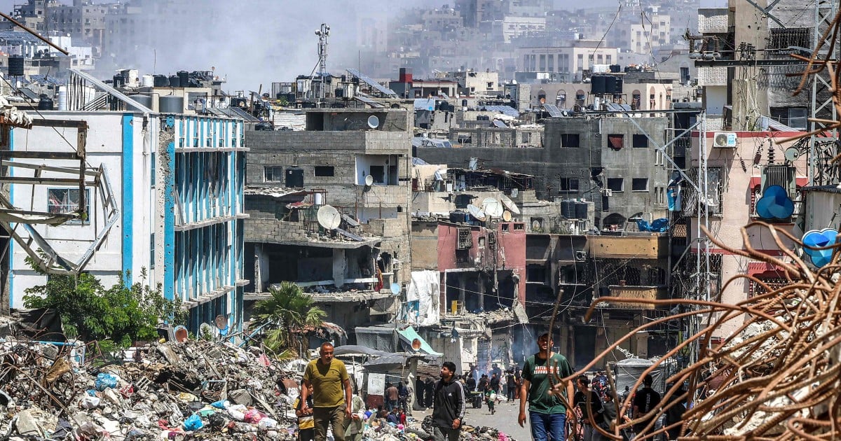 Israeli tanks push deeper into Rafah; battles rage in northern Gaza